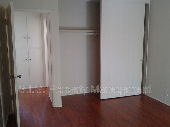 5th image of 6930 Fulton Ave APT 11