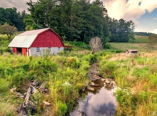 956 Jodytown Rd, Cashiers, NC 28717