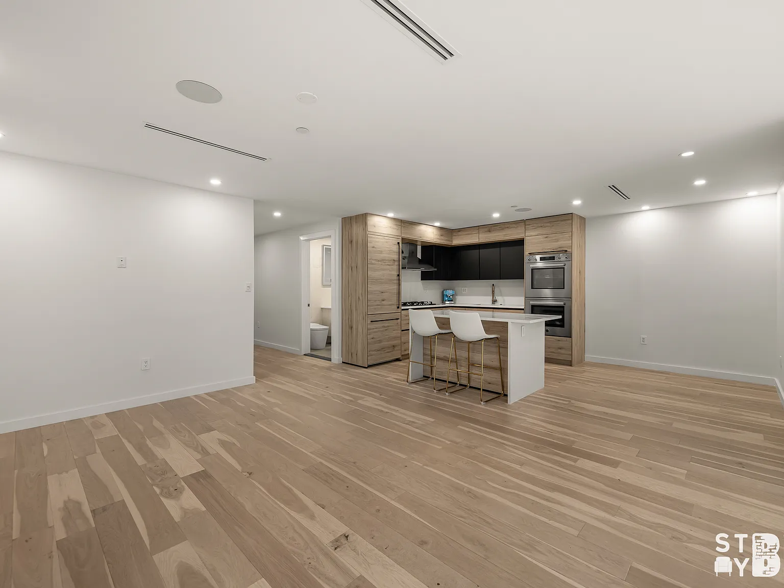 144 Freeman Street — Photo 2