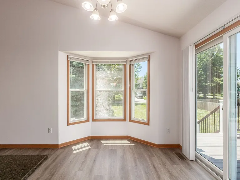 8577 Portwood Ln — Photo 15