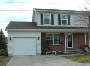 1322 Huron Blvd, Marysville, MI 48040