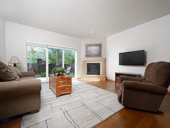 2nd image of 215 Eagle Creek Dr