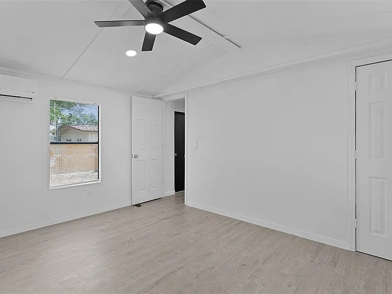 33514 Luana Ct — Photo 9
