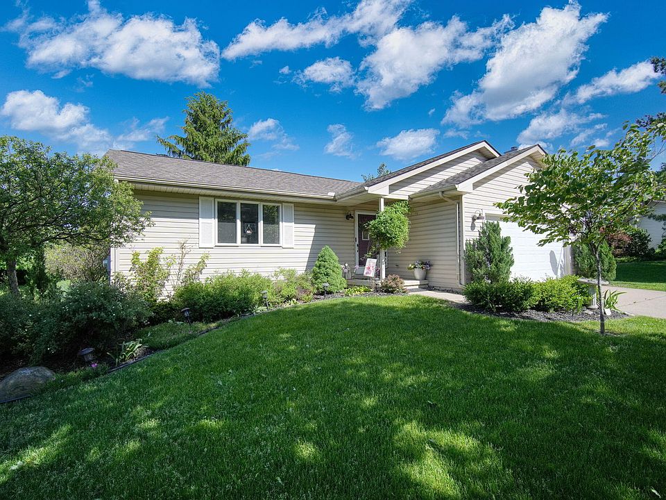 1474 Middlewood Dr, Saline, MI 48176 Zillow