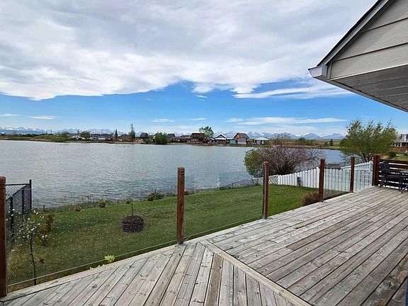3rd image of 11 Mountain Vista Dr