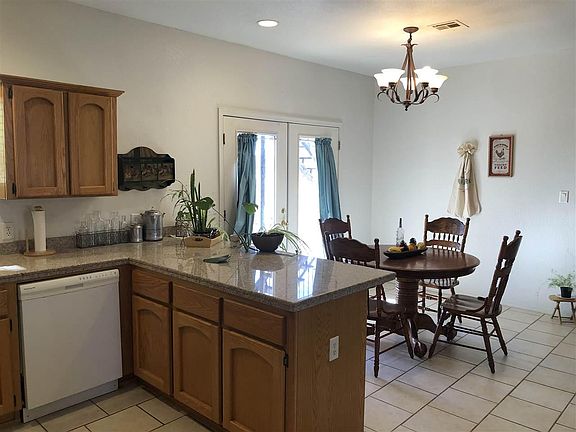 4th image of 13846 S Onammi Ave