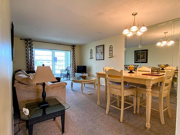 4th image of 8901 Sunrise Lakes Boulevard #307