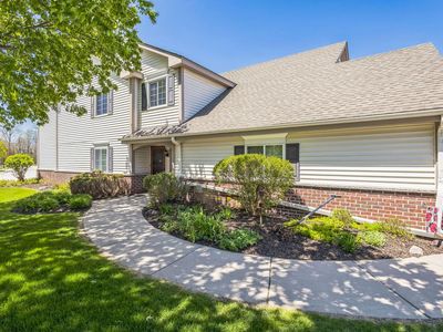 678 Pewaukee ROAD #E, Pewaukee, WI, 53072