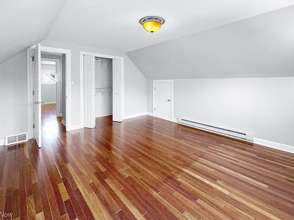 5th image of 2150 Larchdale Dr