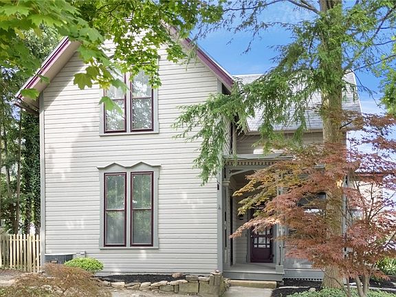 2nd image of 602 Grant St