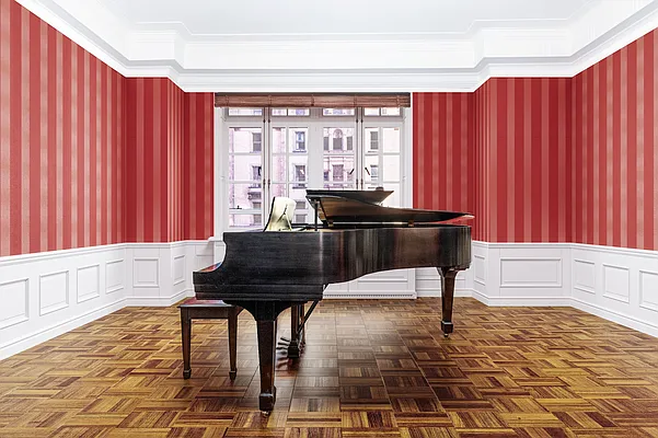 Sold by Societe Real Estate | media 31