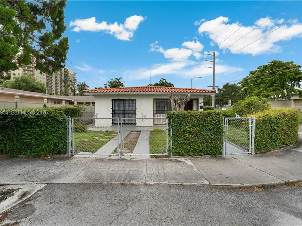 4296 NW 2nd Ter #4296, Miami, FL 33126