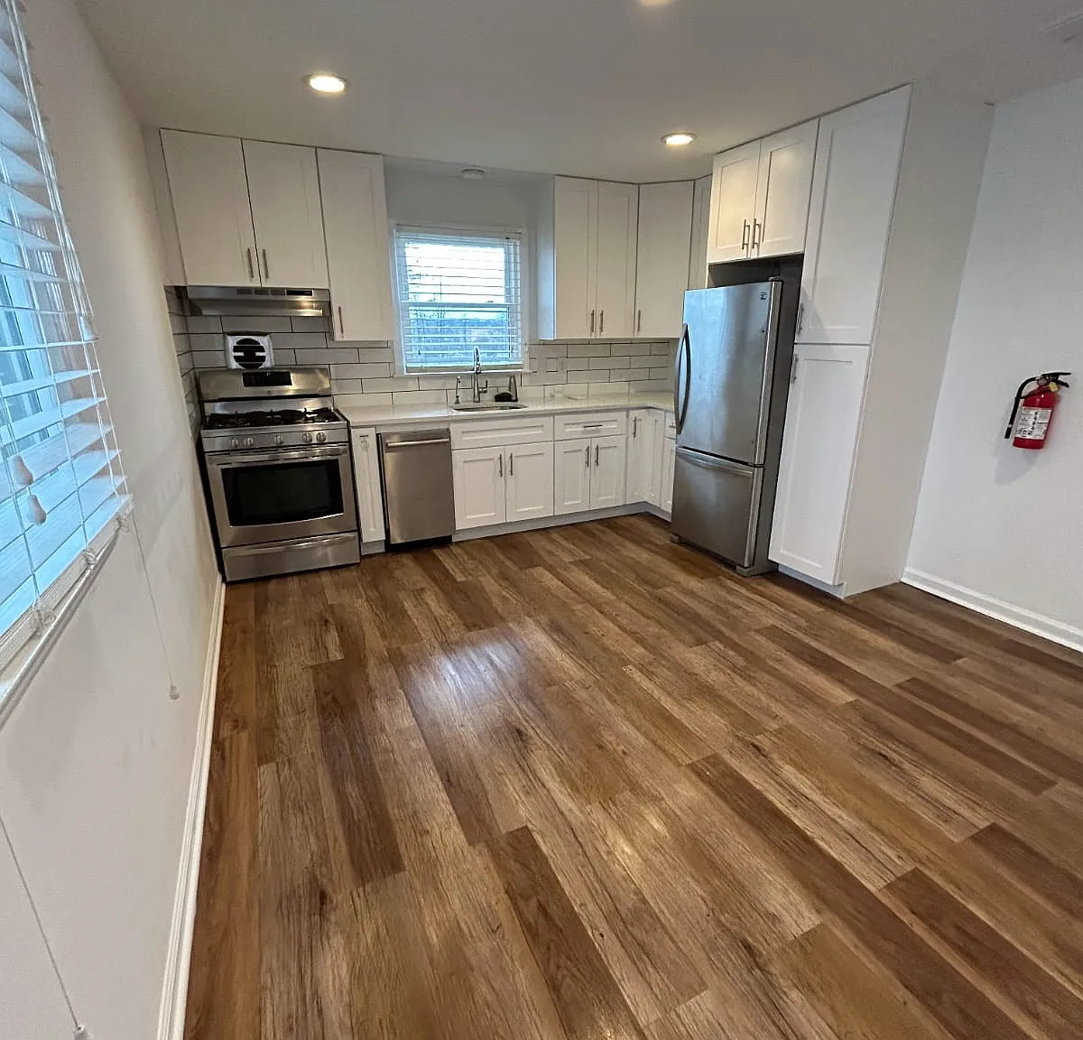 2 bed, $2,700 — Photo 4