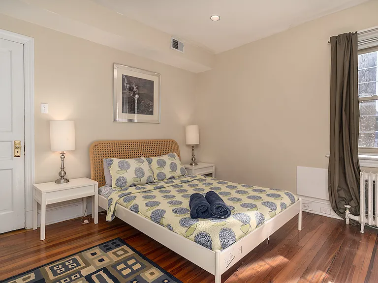 1820 Calvert St NW — Photo 60