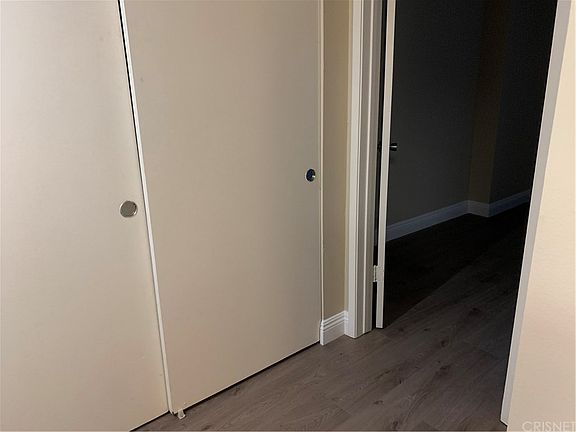 4th image of 5325 Newcastle Ave Unit 208