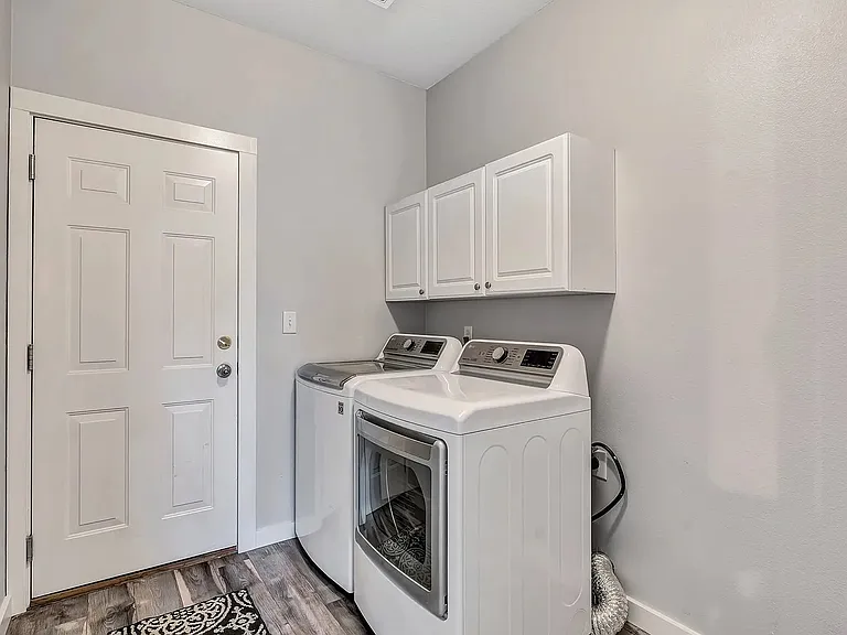 3621 NW 12th Ave — Photo 11