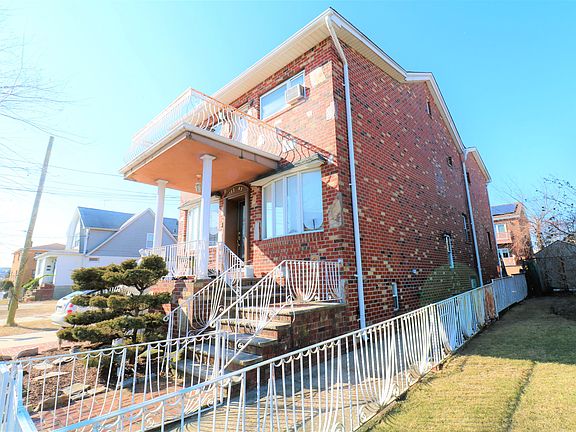 3rd image of 16242 96th St