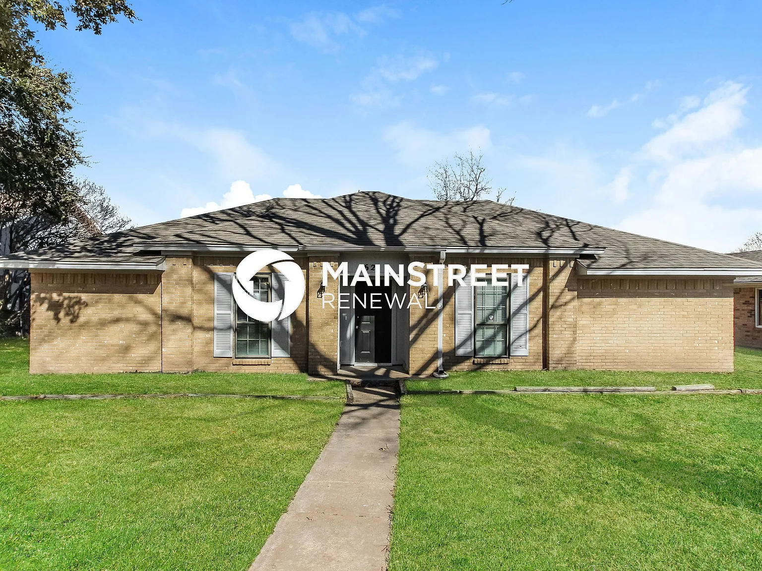 621 Granada Dr — Photo 1