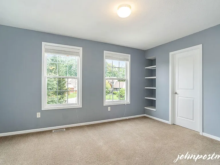 3628 Long Grove Dr SE — Photo 39