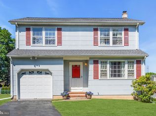 12 Angelique Ct, Hamilton, NJ 08619