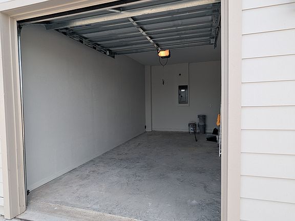2nd image of 2955 Sailhouse Dr #1
