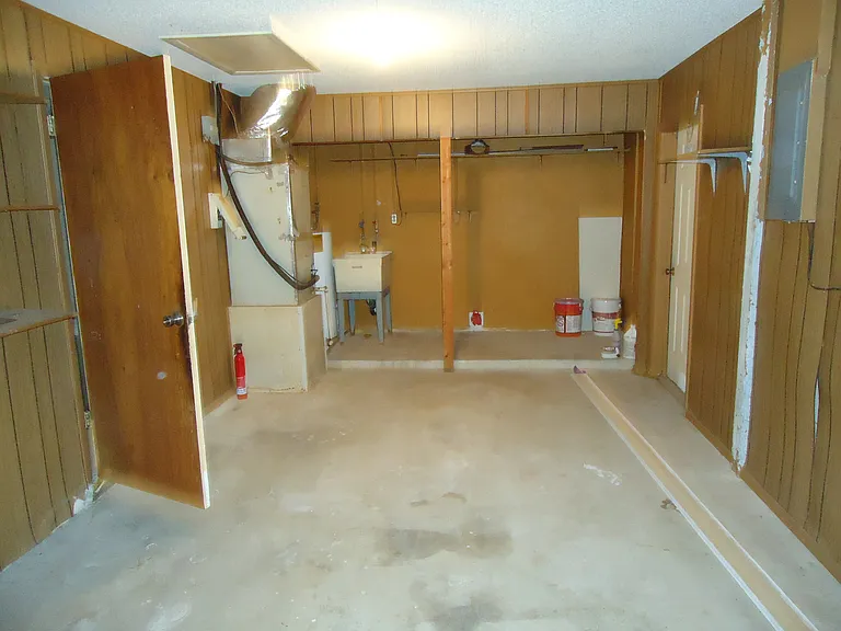 Single car attached garage