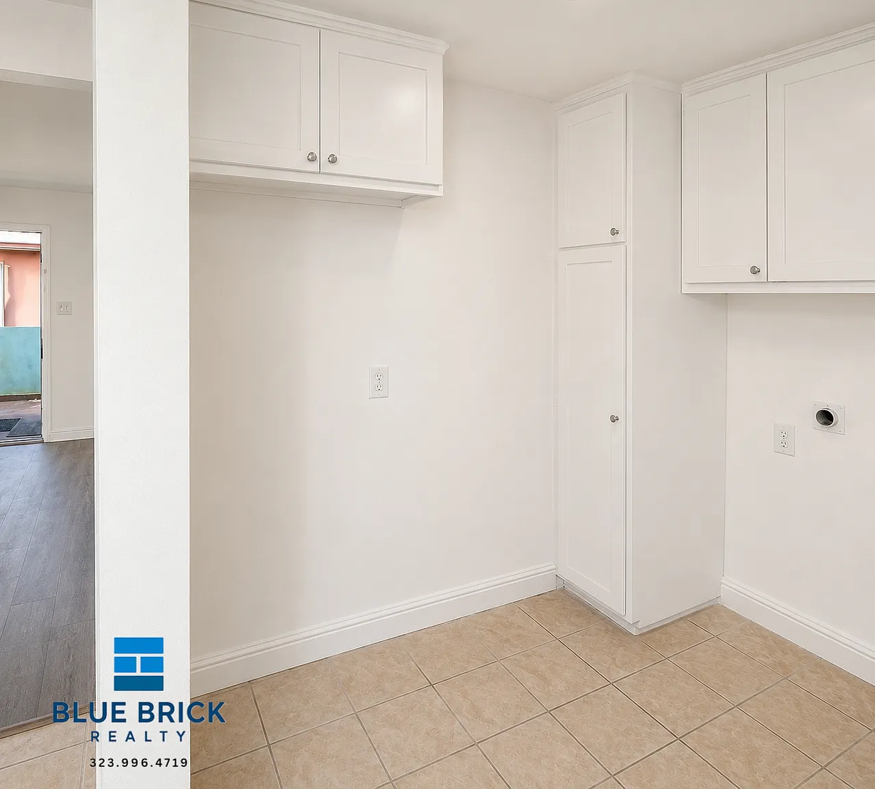 Inviting 2BR Home Offering Comfort, Convenience & Value — Photo 4
