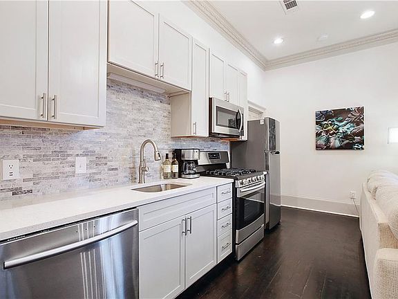 3rd image of 1028-30 Kerlerec St