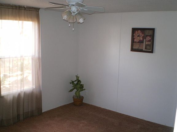 5th image of 6520 Jade Park Ave NE