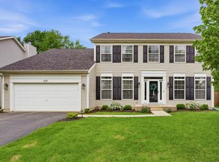 628 Manhattan Cir, Oswego, IL 60543