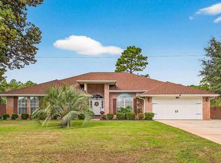 2379 Edgewood Dr, Navarre, FL 32566