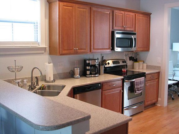 2nd image of 5195 Celtic Dr