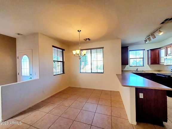 5th image of 4911 W ESCUDA Drive
