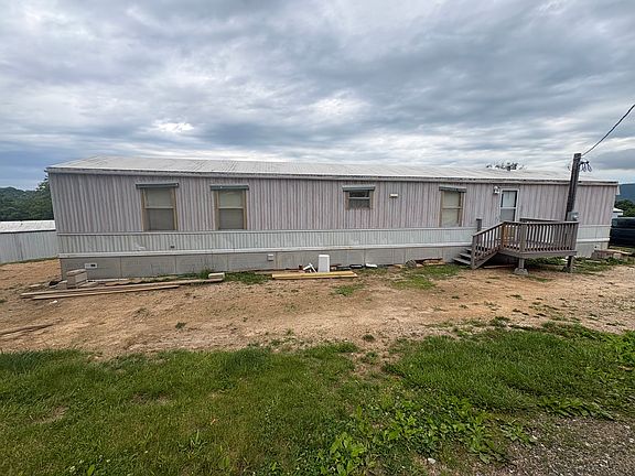 2nd image of 124 Watson Ln #12