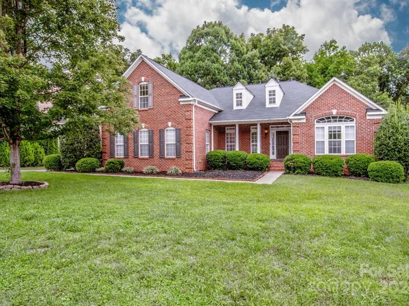 159 Bay Laurel Dr, Mooresville, NC 28115