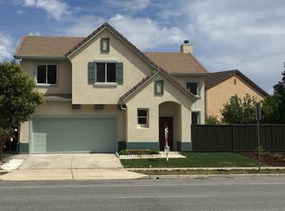 305 Mantelli Dr, Gilroy, CA 95020