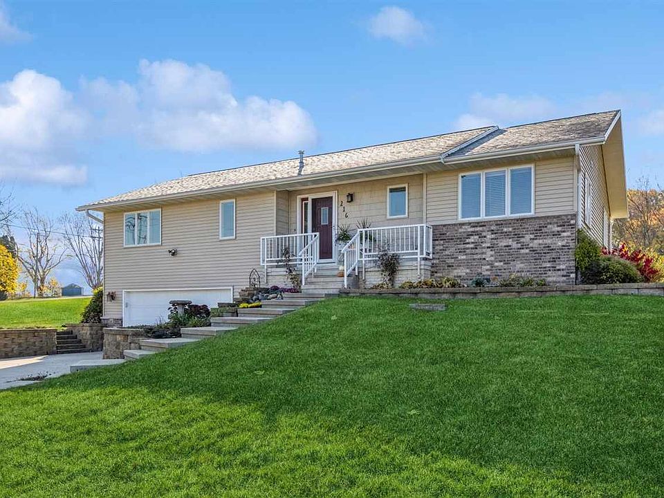216 Hillcrest Dr NE, Solon, IA 52333 Zillow