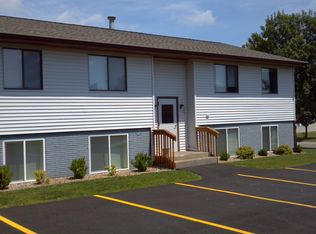 3120 9th St APT 3, Marion, IA 52302