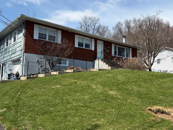 3 Green Hill Court, Nanuet, NY 10954