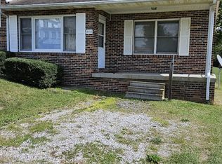 406A N Greever St, Rural Retreat, VA 24368