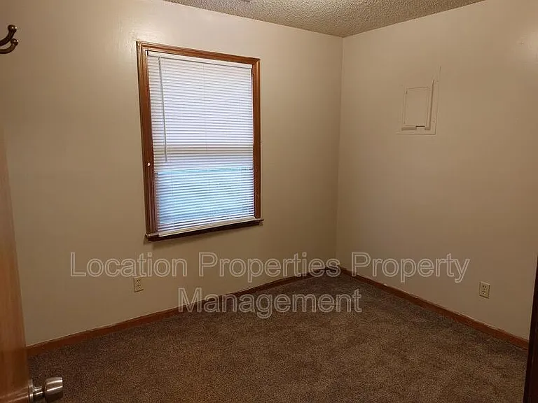2807 Ridge Ct #B — Photo 10