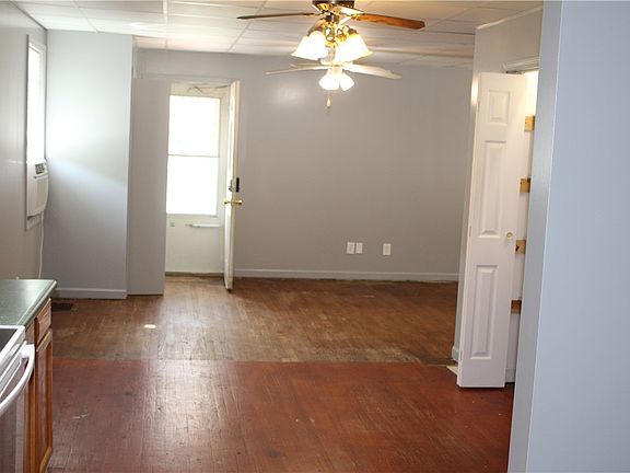 4th image of 3112 Richmond Ave
