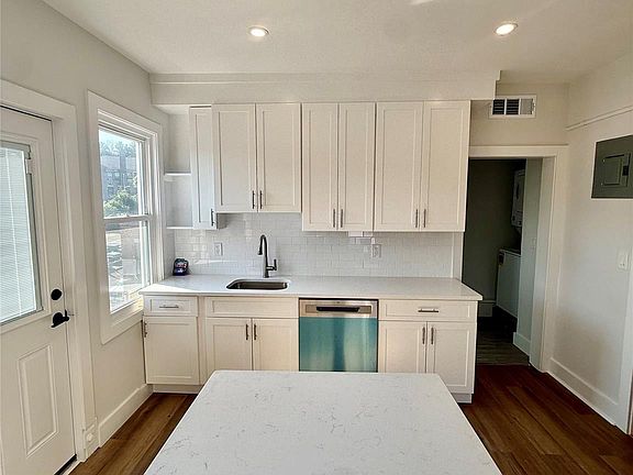 4th image of 44 Purchase St APT 3L