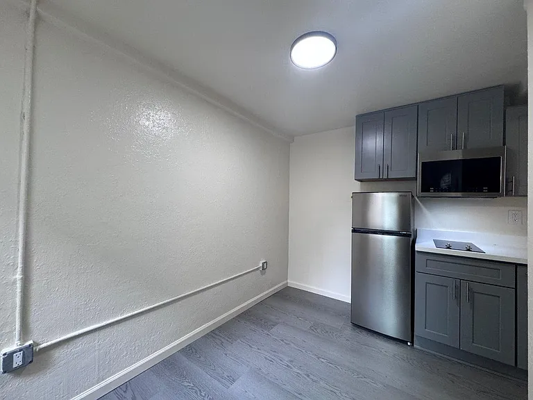 2312-14 Ellsworth Street — Photo 25