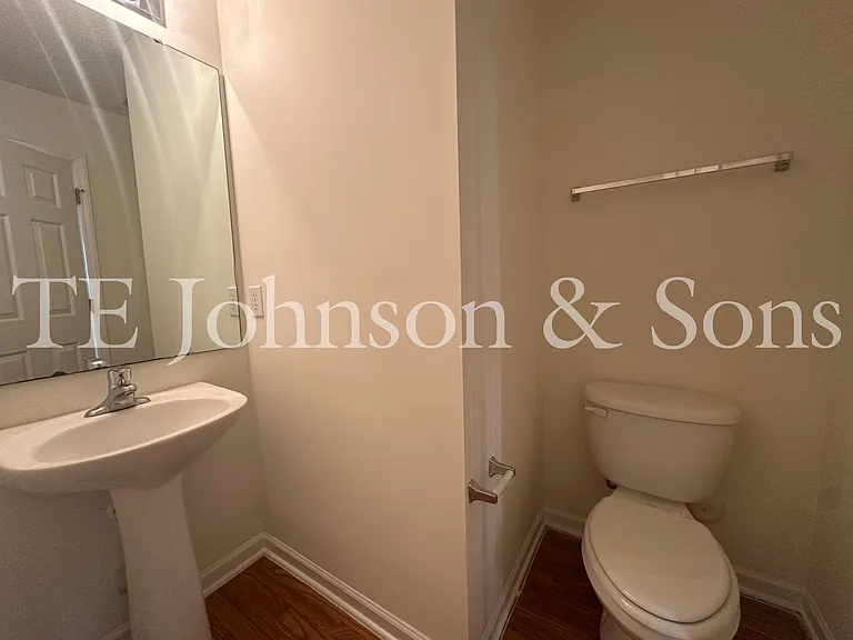 3351 Victoria Park Ln — Photo 7
