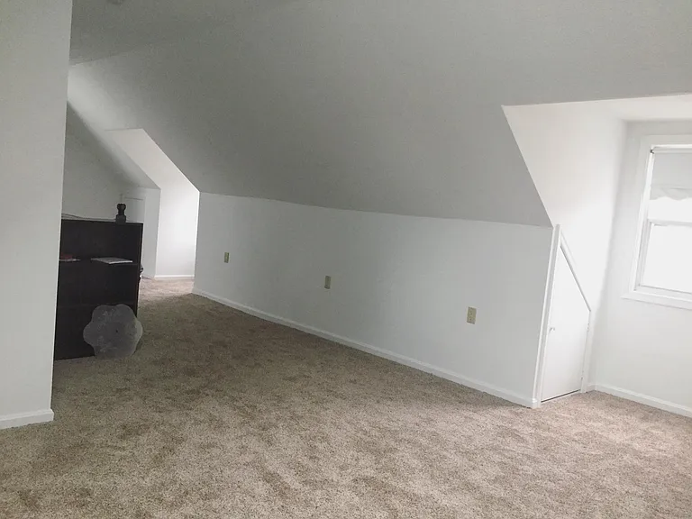 9820 Braddock Rd — Photo 14