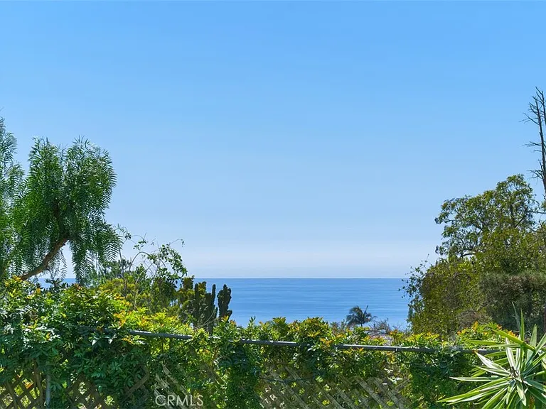 3068 Zell Dr — Photo 33