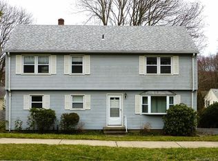 75 Snowapple Ln, Milford, CT 06460