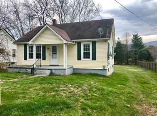 215 W Ridge Rd, Wytheville, VA 24382