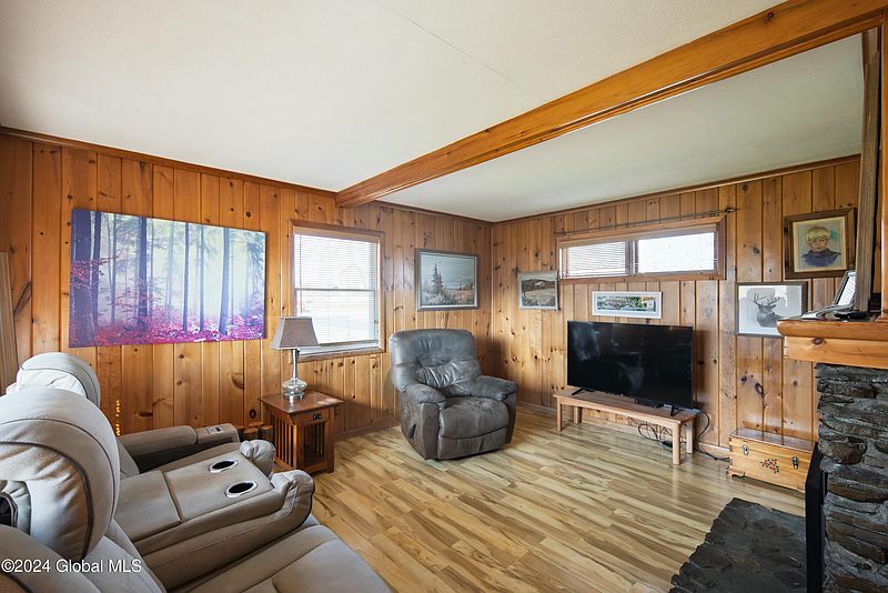 4th image of 4206 Frederick Road